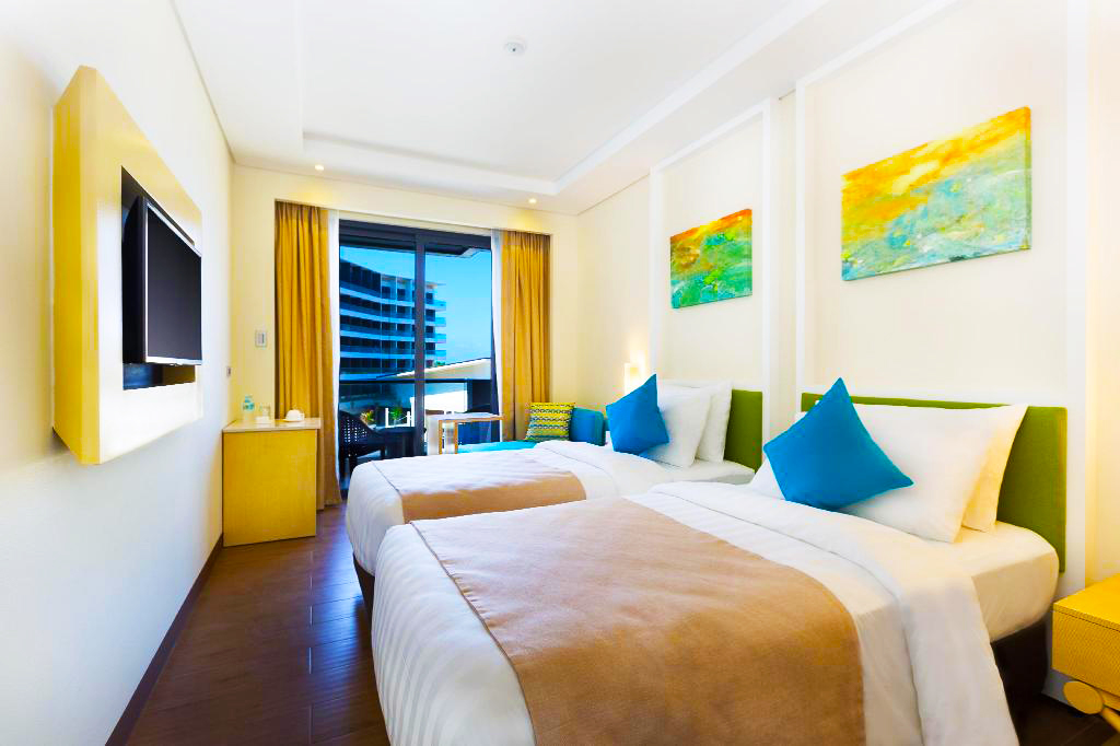 Savoy Twin Suite with Balcony